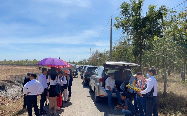 Đất nền "rã băng", xuất hiện ngày càng nhiều nhóm đầu tư "cá mập" đi săn